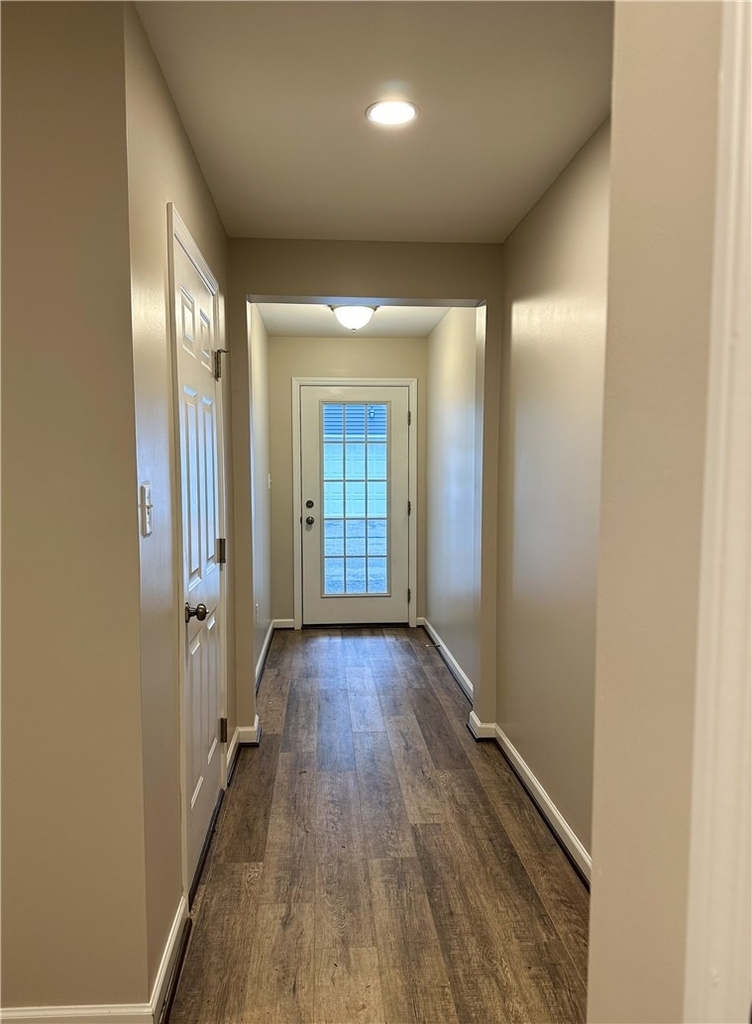 329 Parade St - Photo 1
