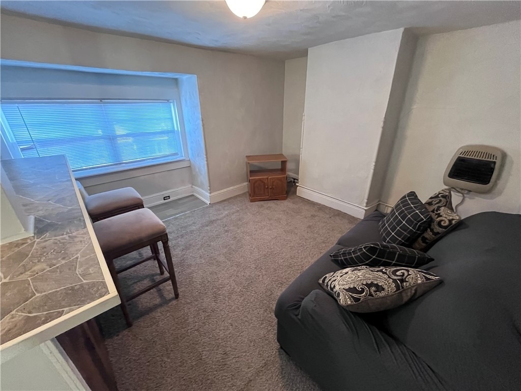 725 Clarissa St - Photo 10