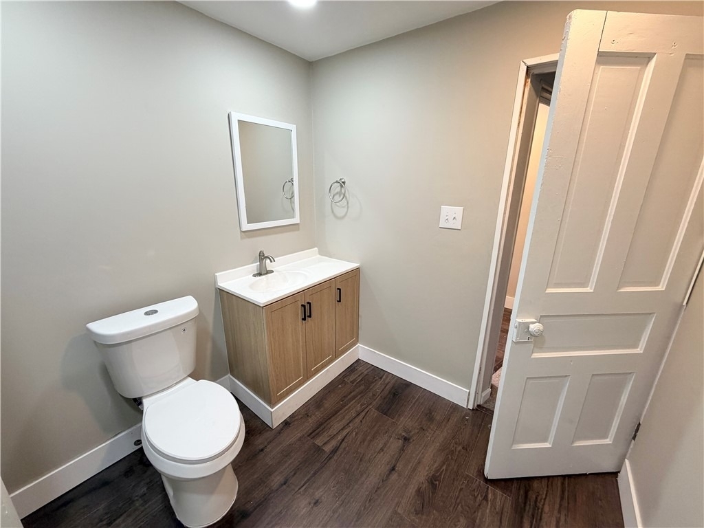 1305 Grimes St - Photo 17
