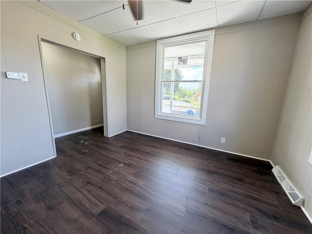 1305 Grimes St - Photo 2