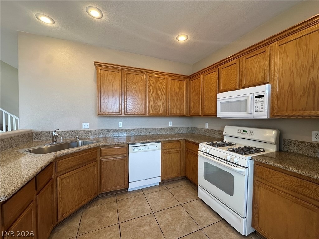 692 Cocoplum Court - Photo 3