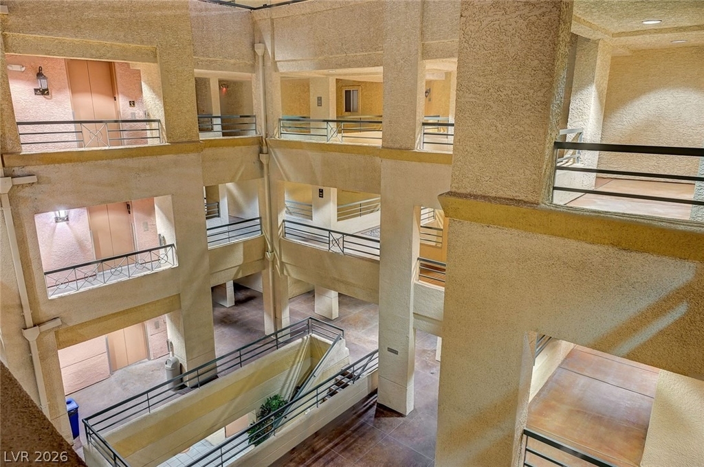 270 Flamingo Road - Photo 30