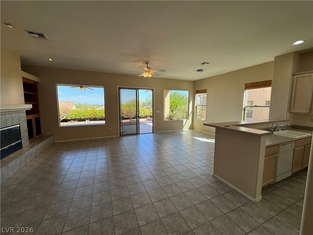 1854 Mountain Ranch Avenue - Photo 3