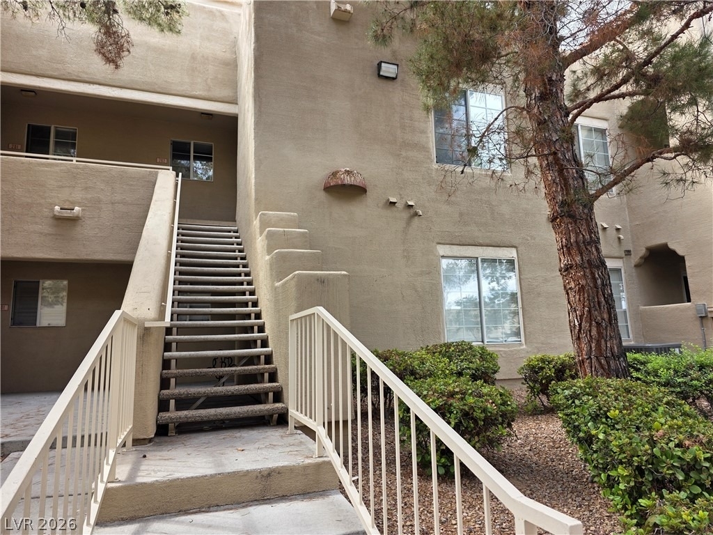 1909 Rio Canyon Court - Photo 0