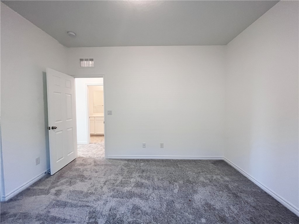 6498 Bayley Springs Avenue - Photo 18