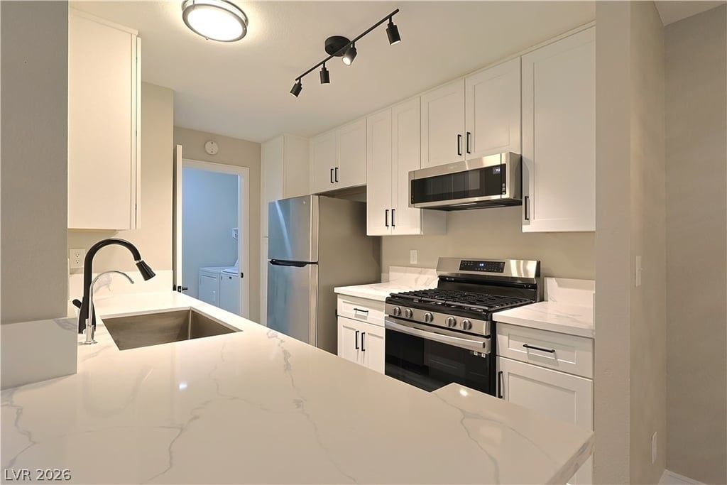 2200 S Fort Apache Road - Photo 6