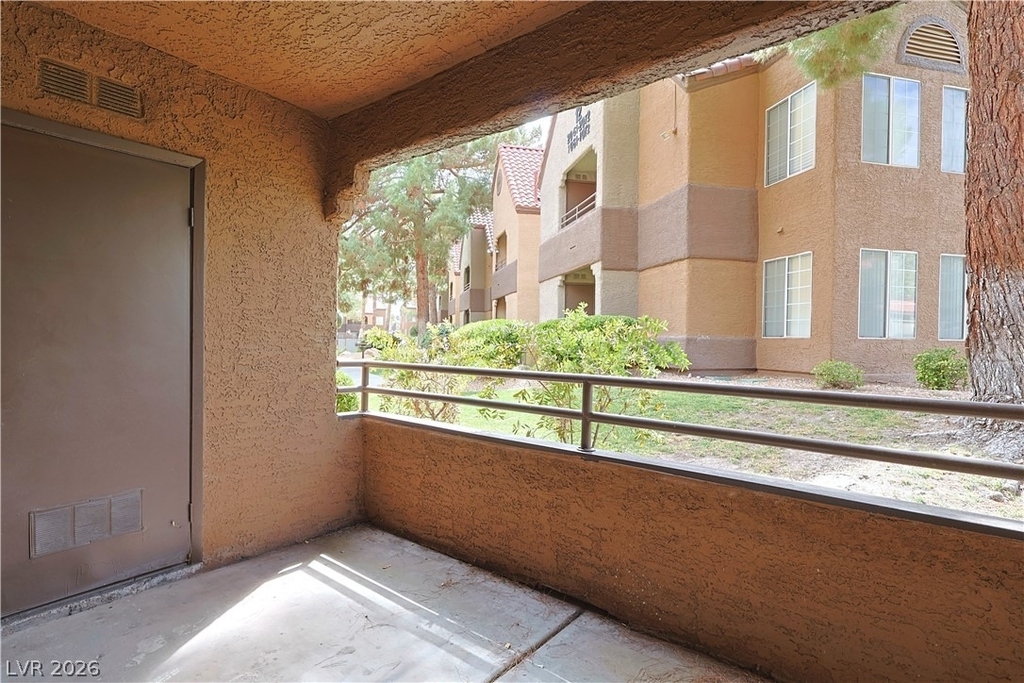 2200 S Fort Apache Road - Photo 21