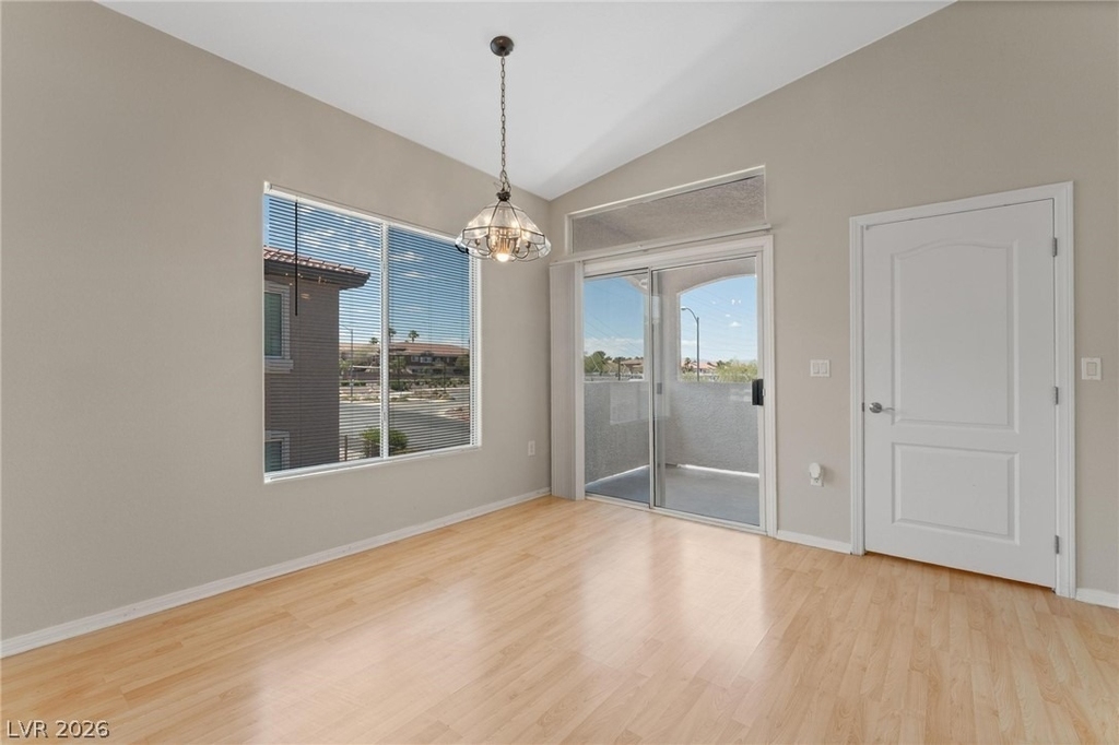 2305 W Horizon Ridge Parkway - Photo 7