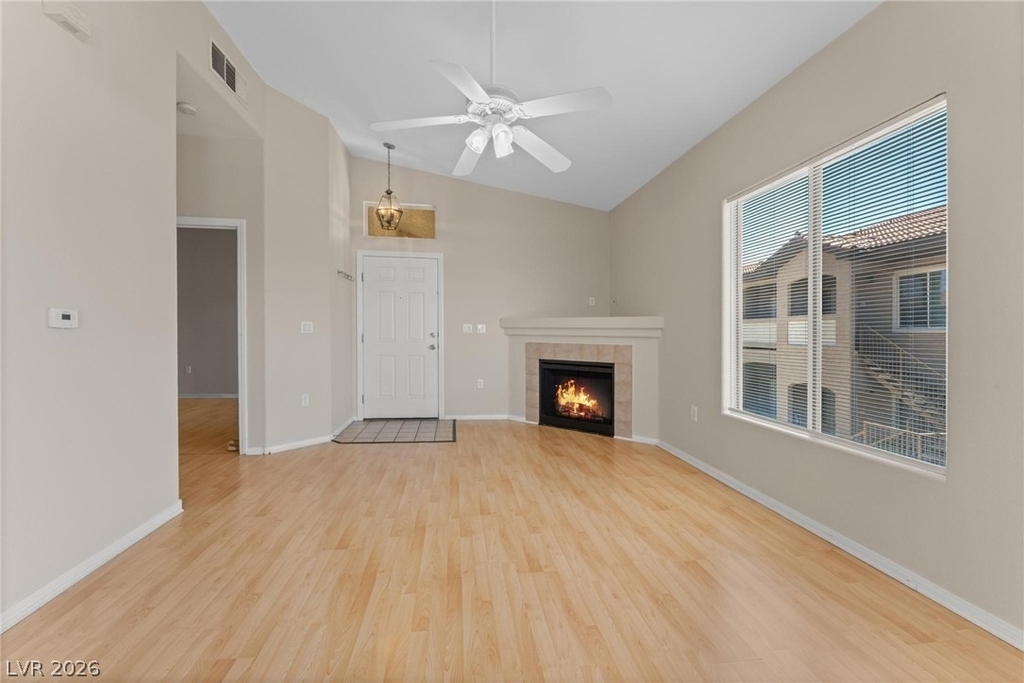 2305 W Horizon Ridge Parkway - Photo 8
