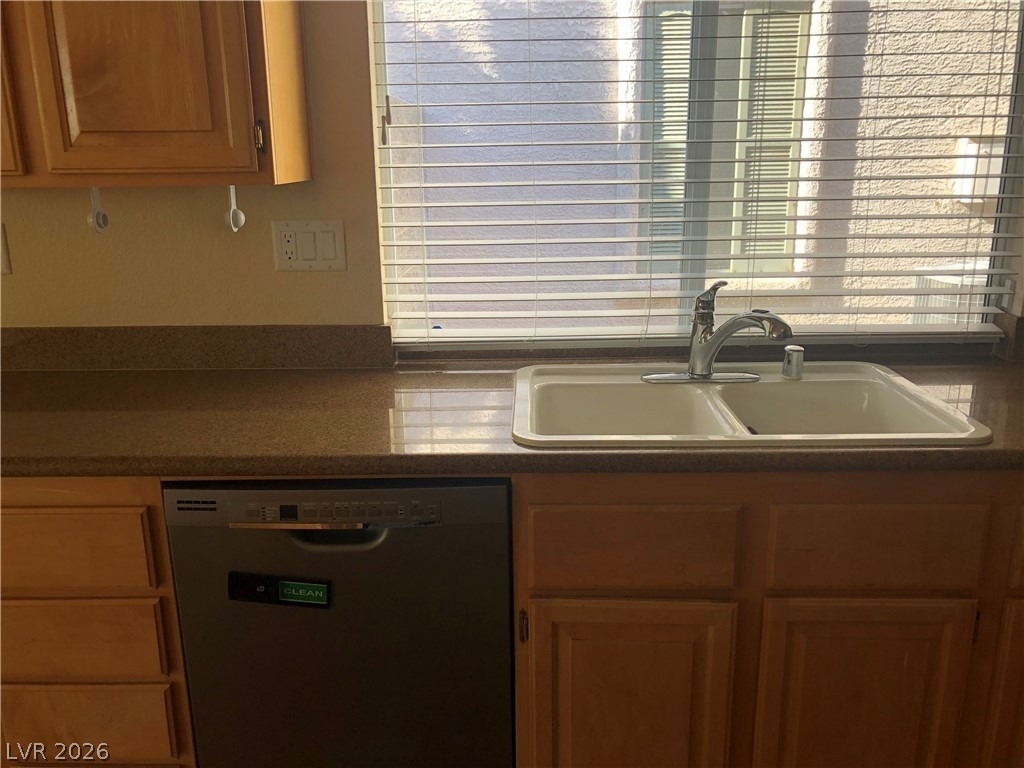 1012 Royal Birch Lane - Photo 7