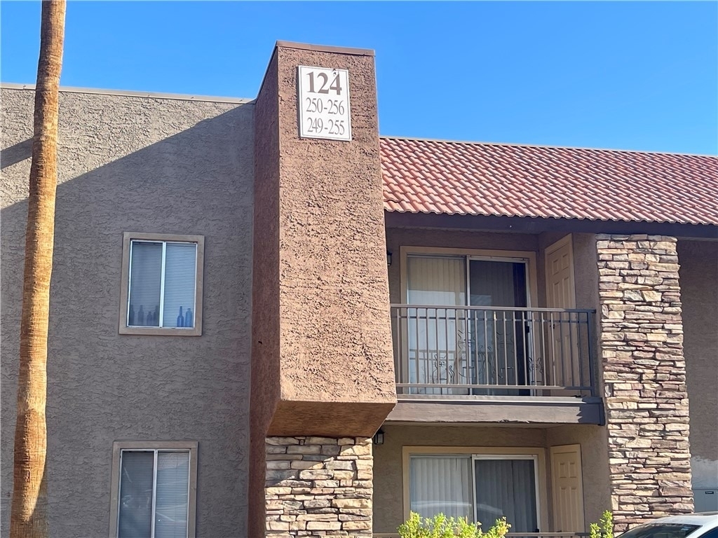 5206 River Glen Drive - Photo 1