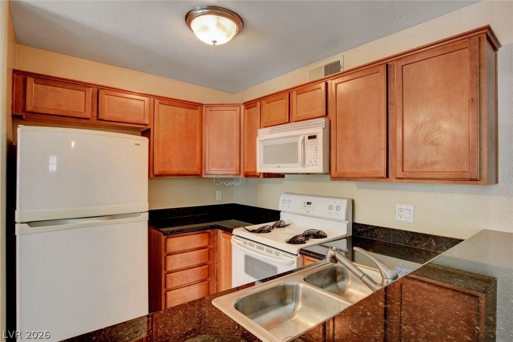 3145 E Flamingo Road - Photo 8