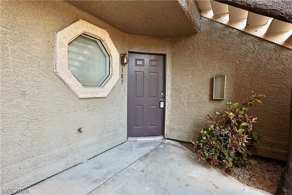 5008 S Rainbow Boulevard - Photo 3