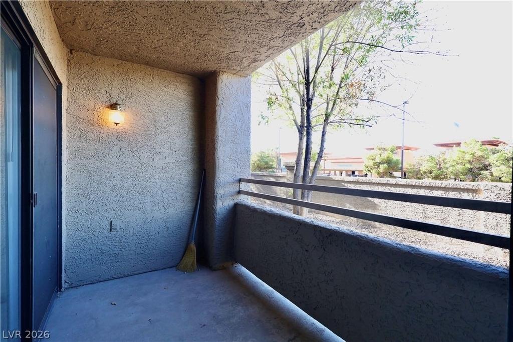 5008 S Rainbow Boulevard - Photo 17