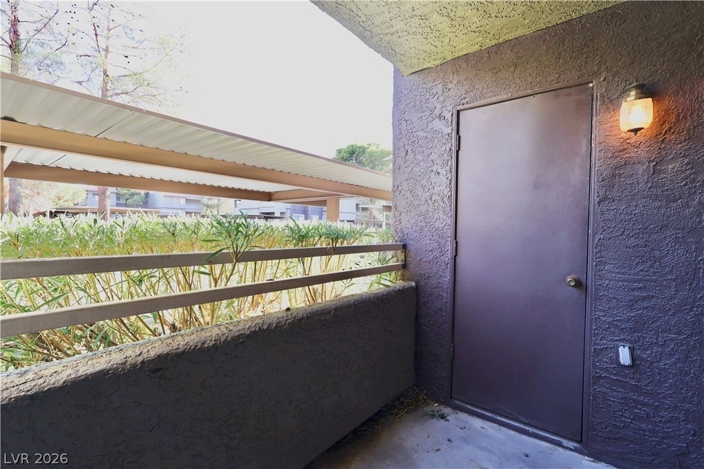 5008 S Rainbow Boulevard - Photo 18