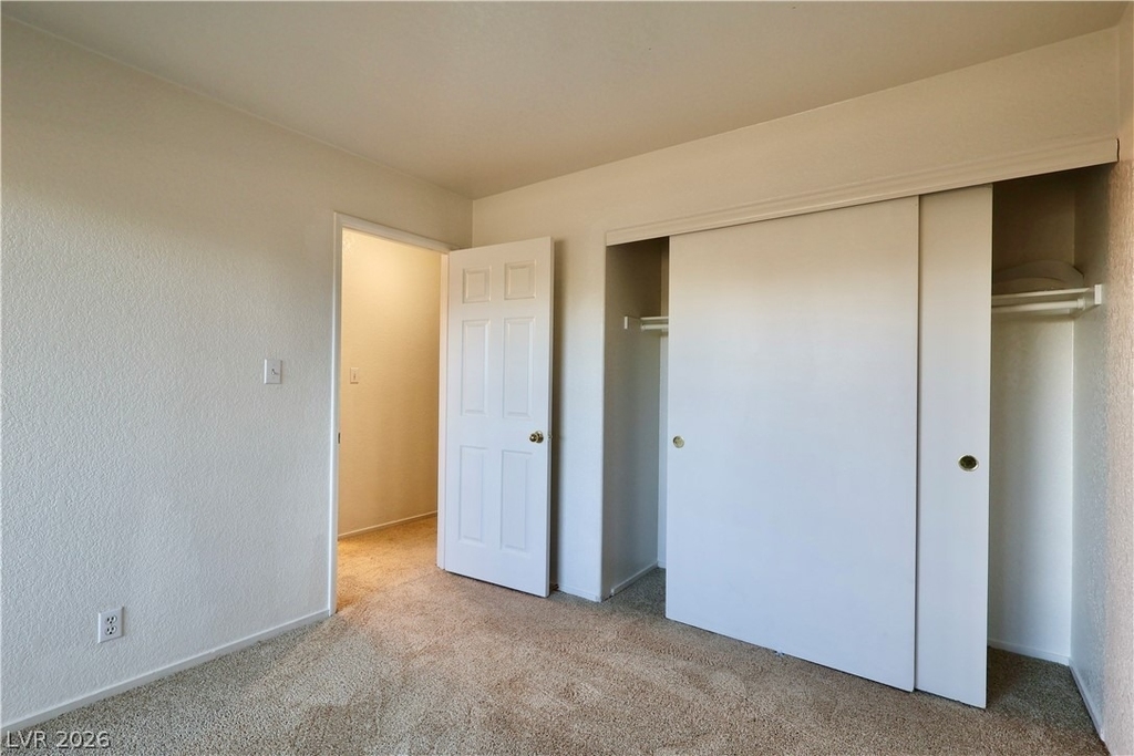 5008 S Rainbow Boulevard - Photo 12