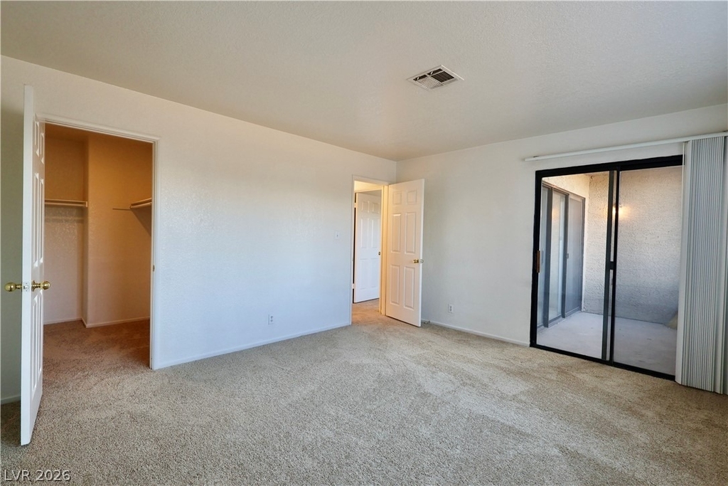 5008 S Rainbow Boulevard - Photo 9