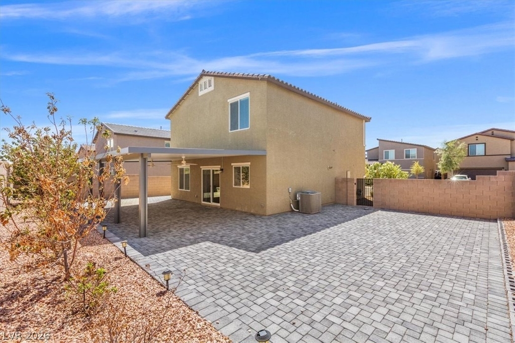 7910 Diamond Sky Avenue - Photo 23