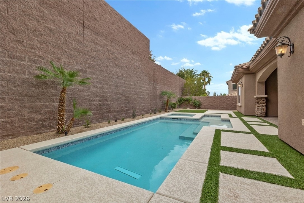 2776 Liberation Drive - Photo 4