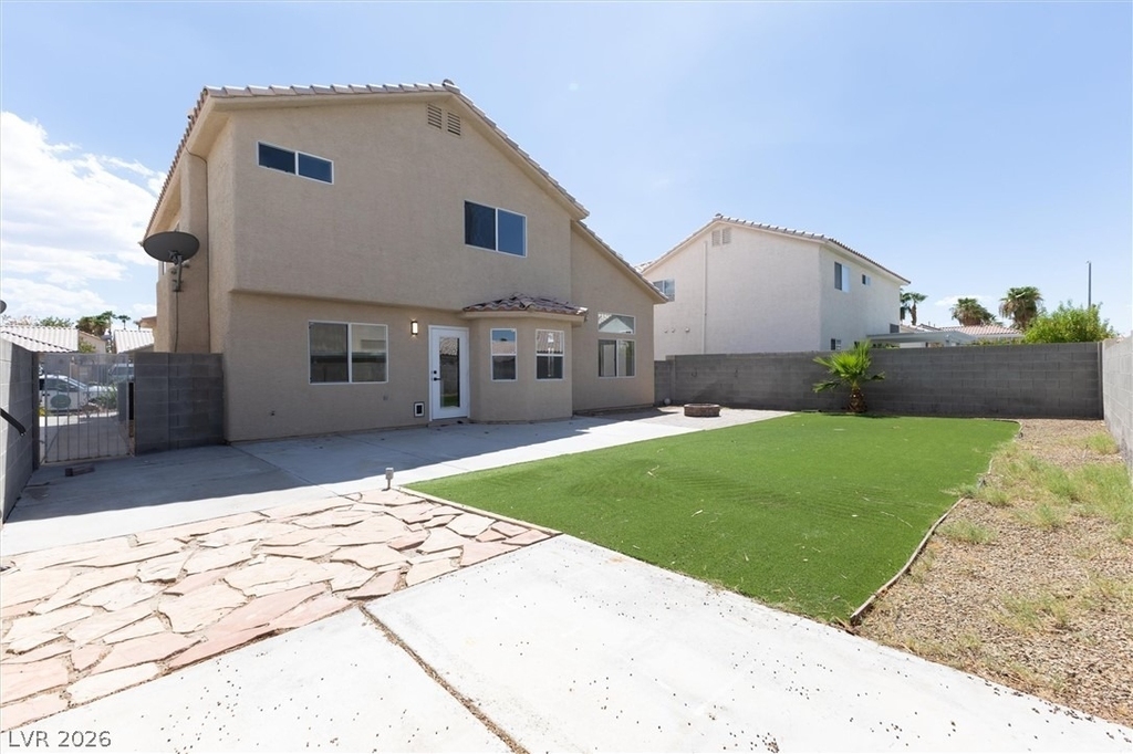 2050 Paterno Avenue - Photo 18