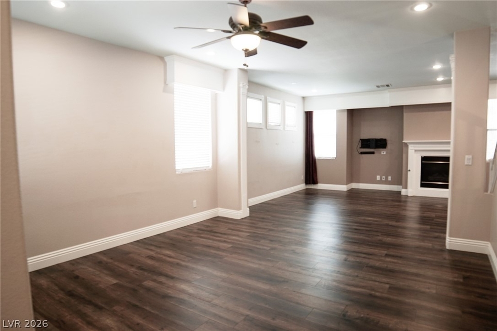 205 Summer Palace Way - Photo 2