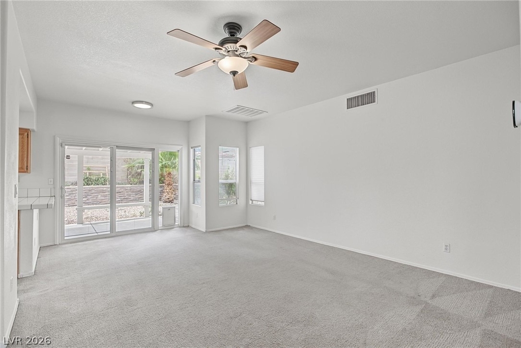 2909 Sarina Avenue - Photo 5