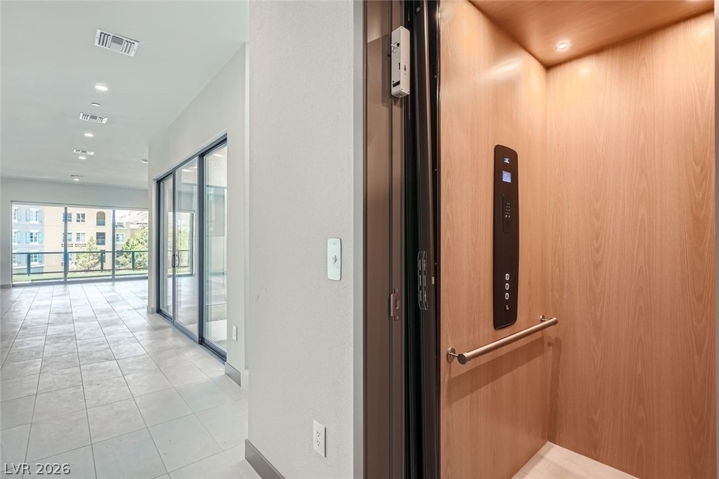 18 Promenade Isle Lane - Photo 4