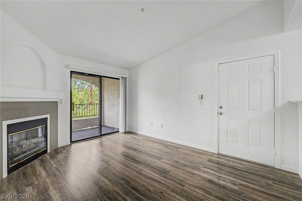950 Seven Hills Drive - Photo 4