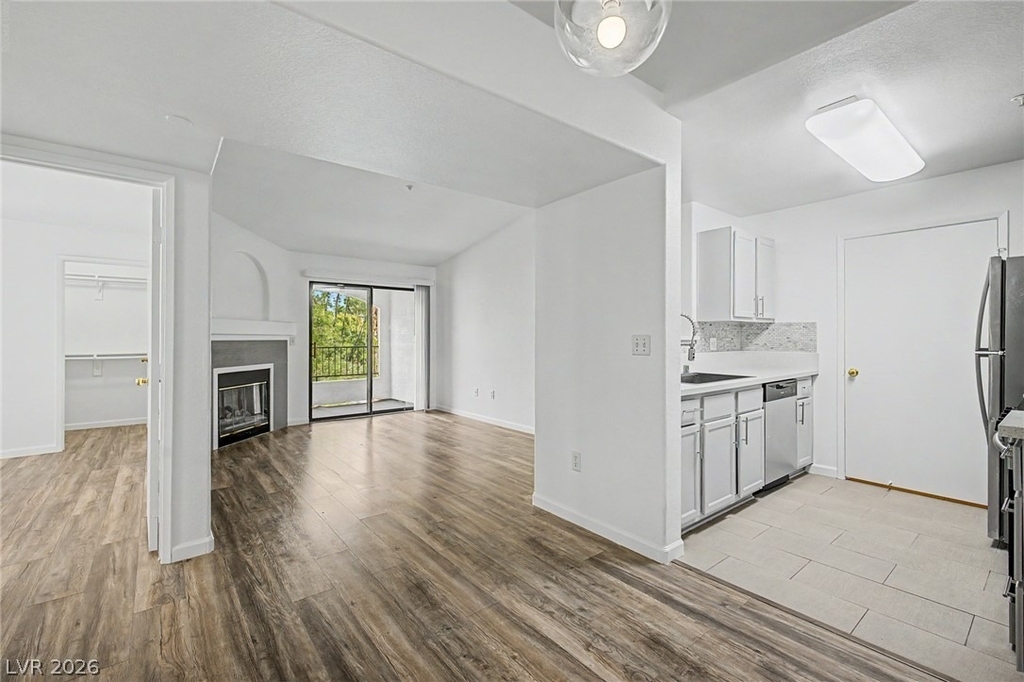 950 Seven Hills Drive - Photo 10