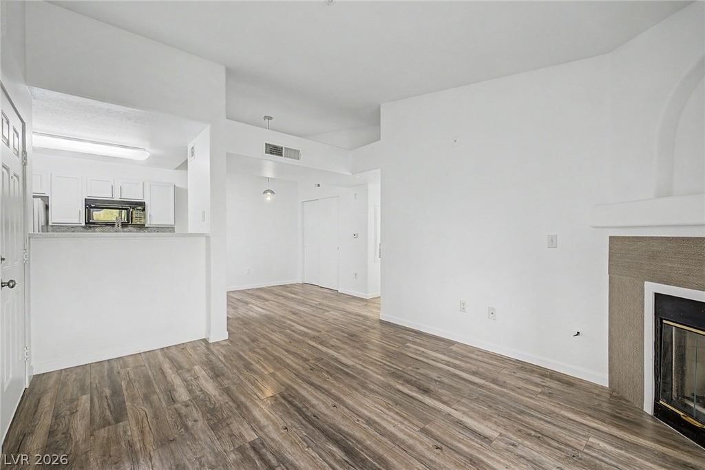 950 Seven Hills Drive - Photo 5