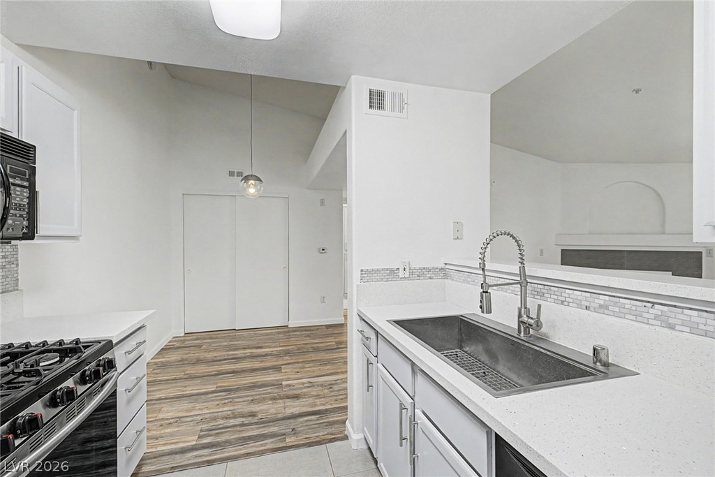 950 Seven Hills Drive - Photo 13