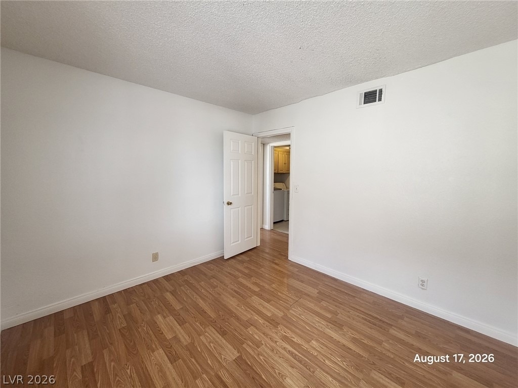 4264 Tara Avenue - Photo 7
