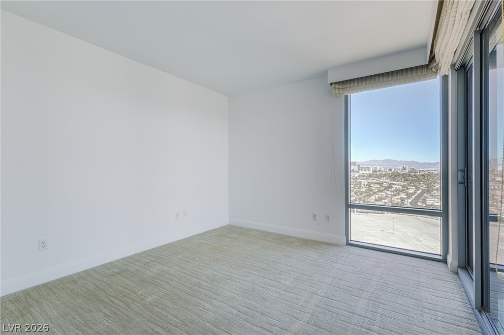 222 Karen Avenue - Photo 32