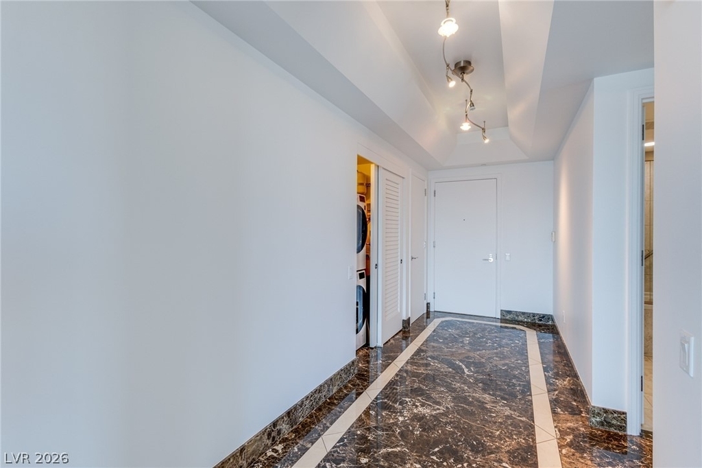 222 Karen Avenue - Photo 17