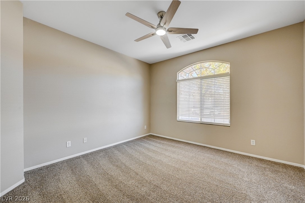 323 Jolly January Avenue - Photo 31
