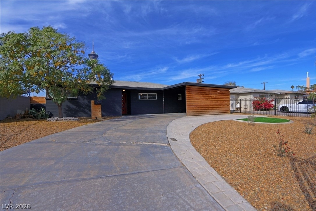 2108 S 6th Street - Photo 1