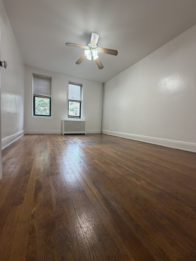 35th ave - Photo 2