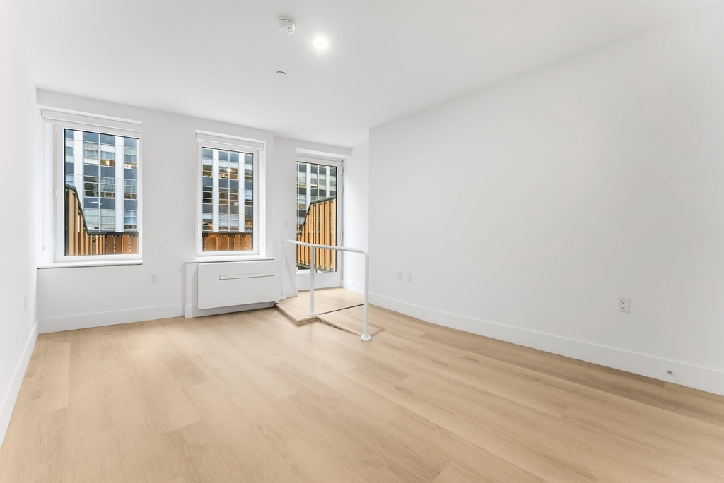 55 Broad Street #1204 - Photo 2