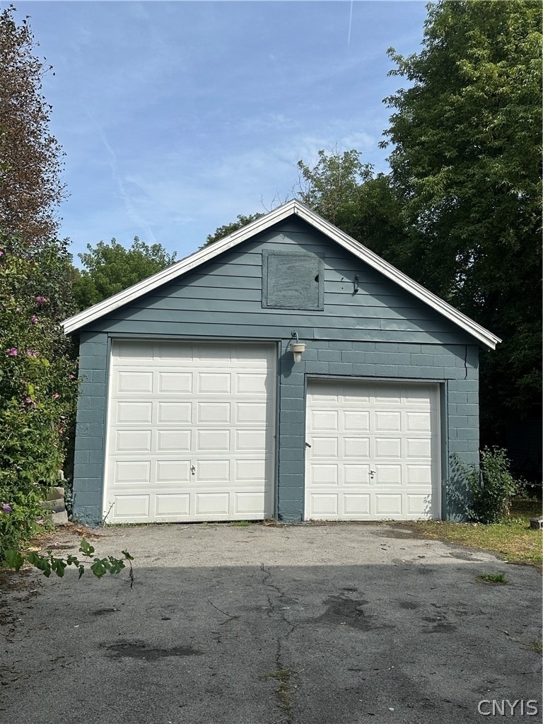 129 Charles Ave - Photo 26