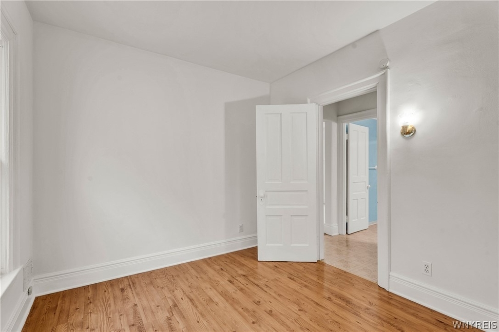 238 Saranac Avenue - Photo 17
