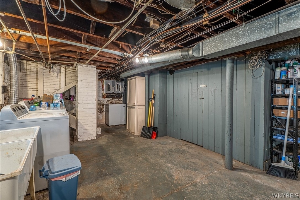 238 Saranac Avenue - Photo 36