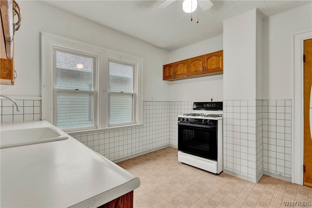 238 Saranac Avenue - Photo 10