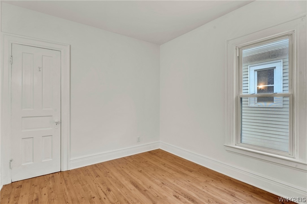 238 Saranac Avenue - Photo 18