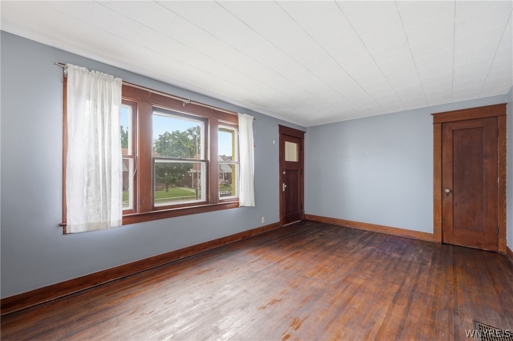 84 Woodward Avenue - Photo 6