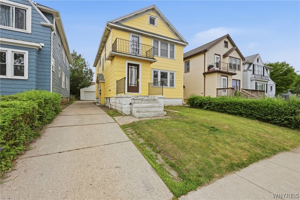84 Woodward Avenue - Photo 1