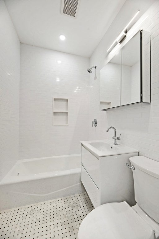 West 49th Street - Photo 5
