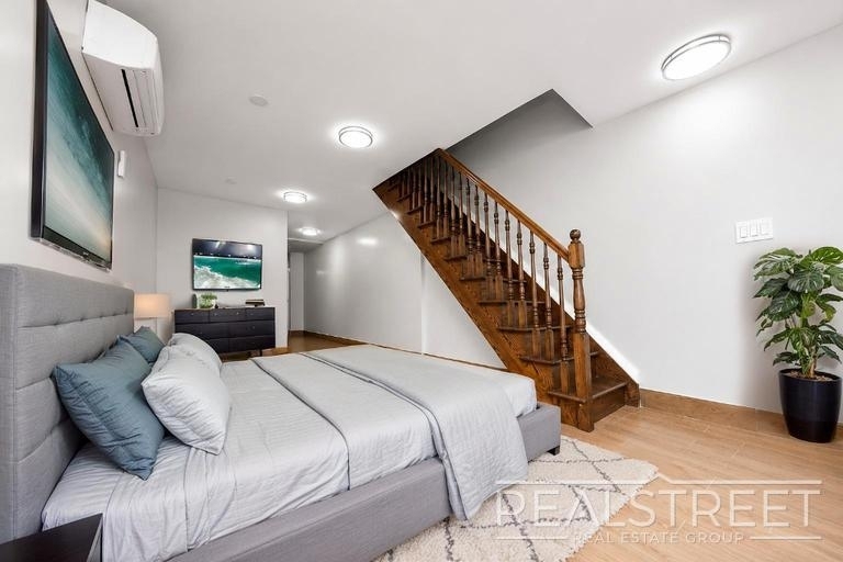 890 Jefferson Avenue - Photo 6