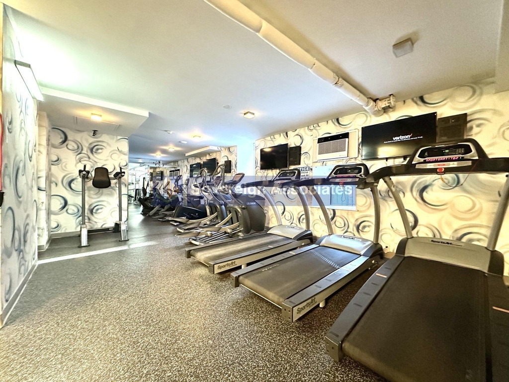 611 West 137th Street - Photo 16