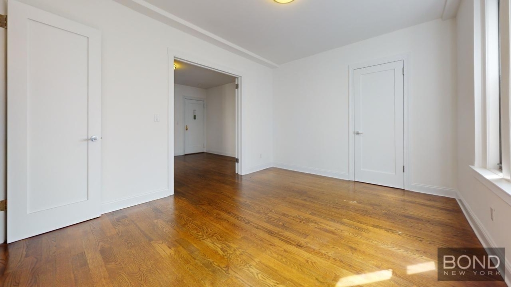 140 West 55th Street  - Photo 3