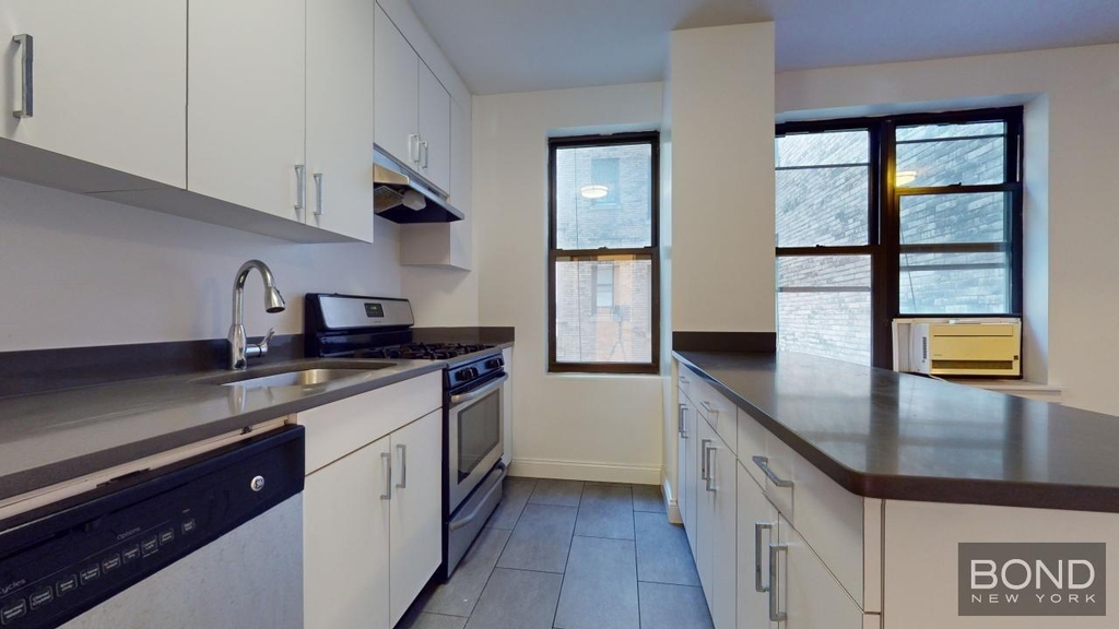 140 West 55th Street  - Photo 1